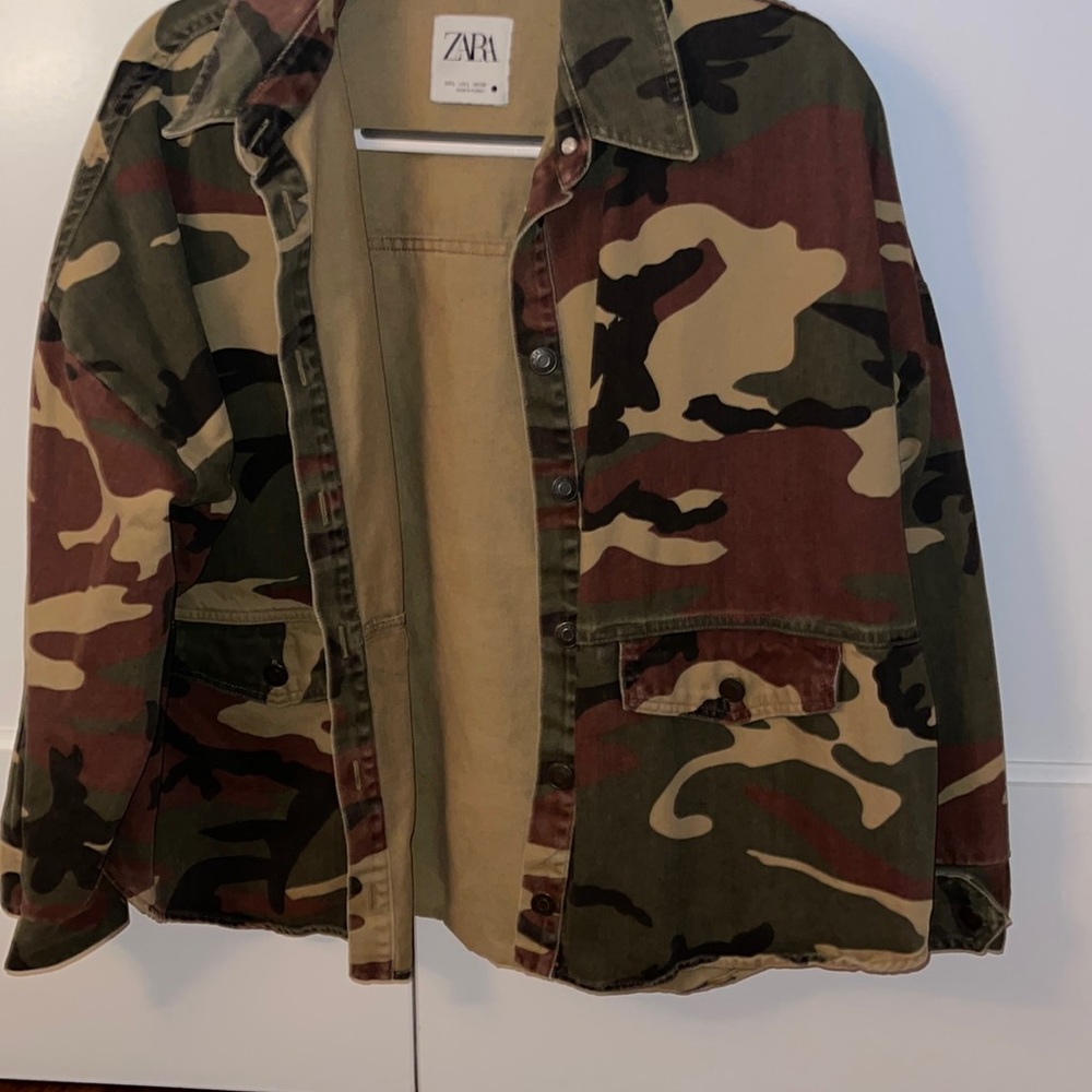 ZARA CARGO JACKET